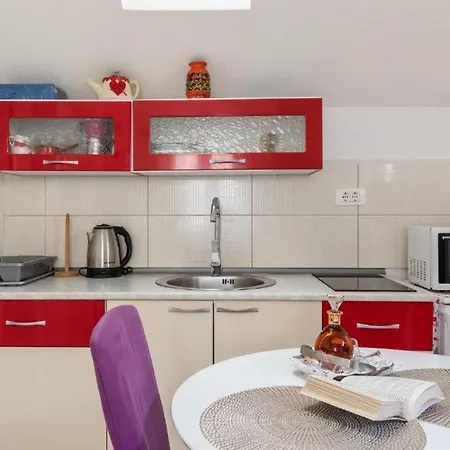 Apartment Studio&room Petra *
