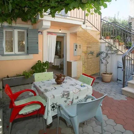 Studio&room Petra Apartment *