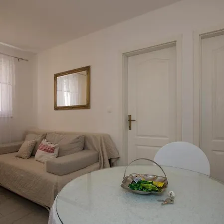 Apartamento Studio&room Petra *