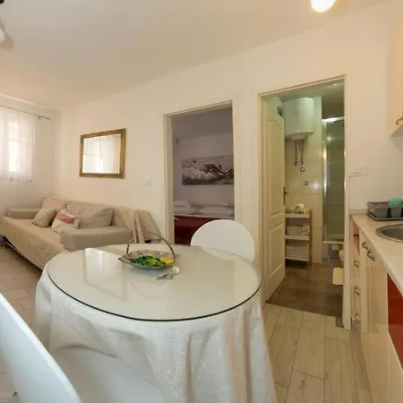 Studio&room Petra Split