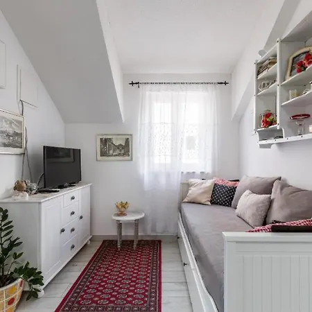 Apartment Petra *