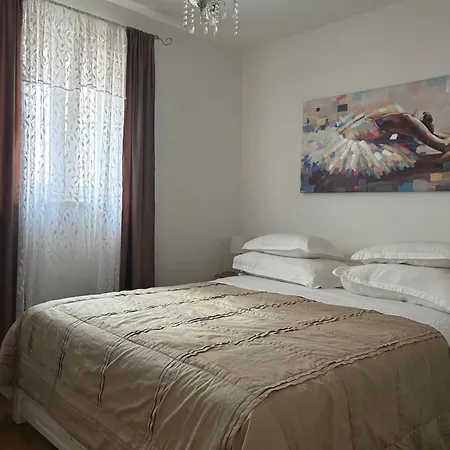 Apartment Petra *