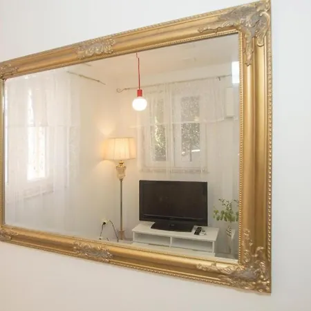 Lejlighed Studio&room Petra